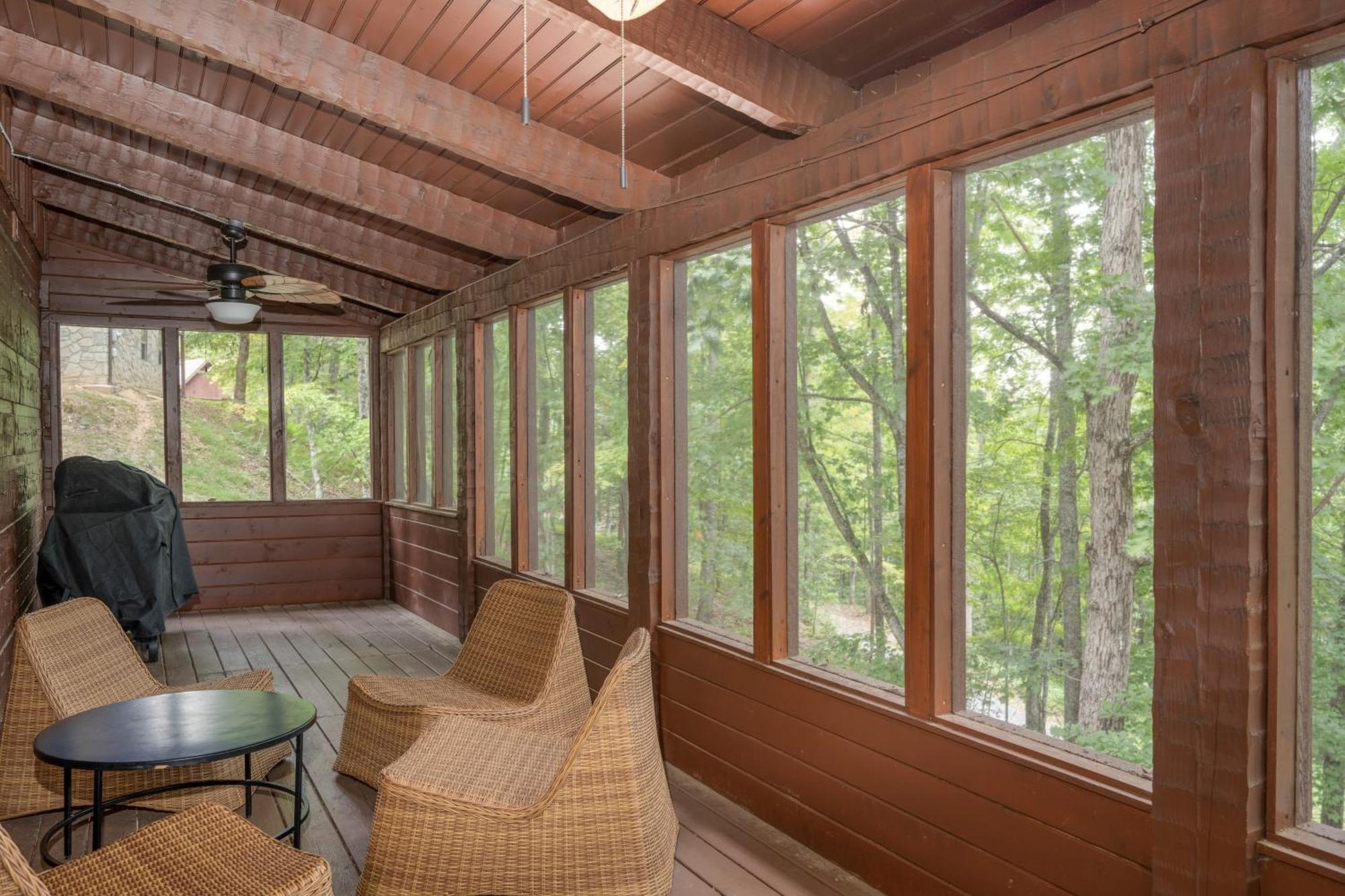 Dudley I By Avantstay Cosy Cabin W Hot Tub Incredible Views Pigeon Forge Dış mekan fotoğraf